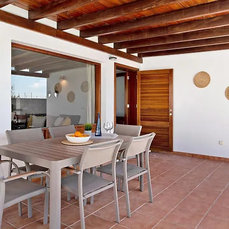 Rubi Playa Blanca (Lanzarote)